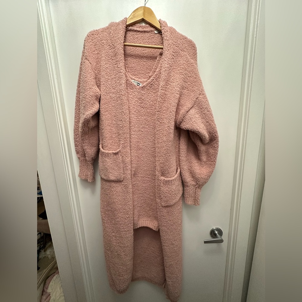 Pink fluffy Dress and robe set from fashionnova size xs